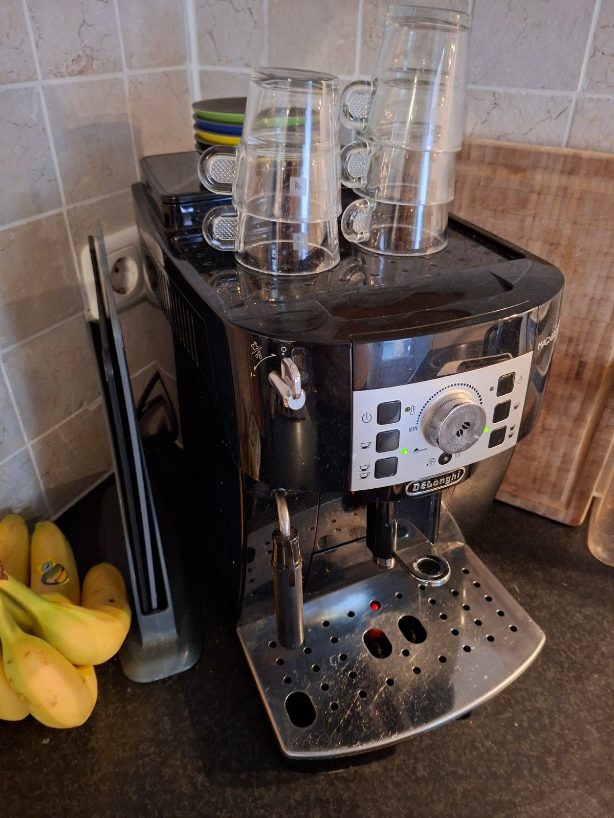 DeLonghi Magnifica S volautomatische koffiemachine, Ophalen, Gebruikt, Koffiemachine, Koffiebonen