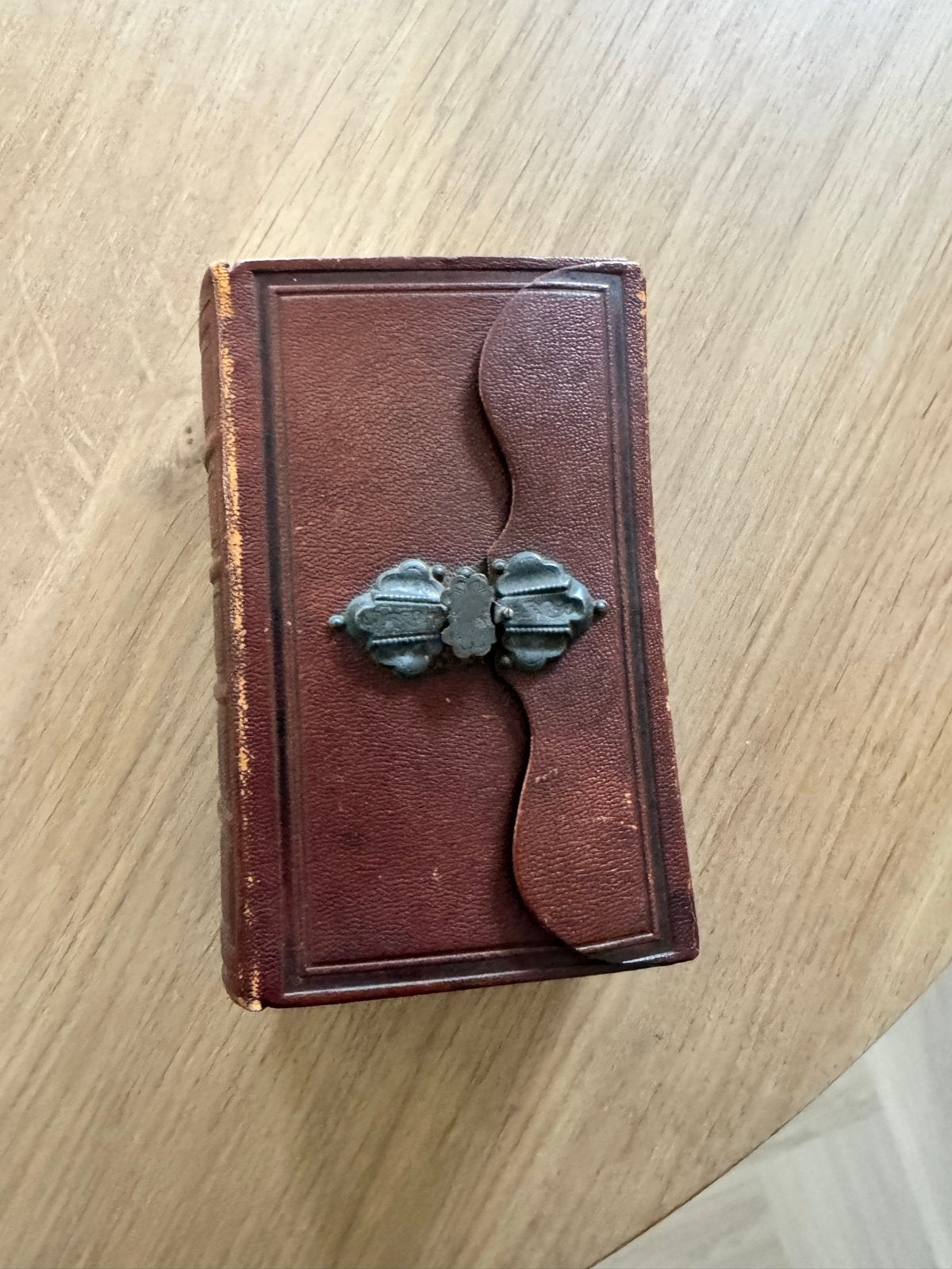 Antiek Nederlandse Bijbel- Nieuw Testament met slotje - 1881, Ophalen of Verzenden