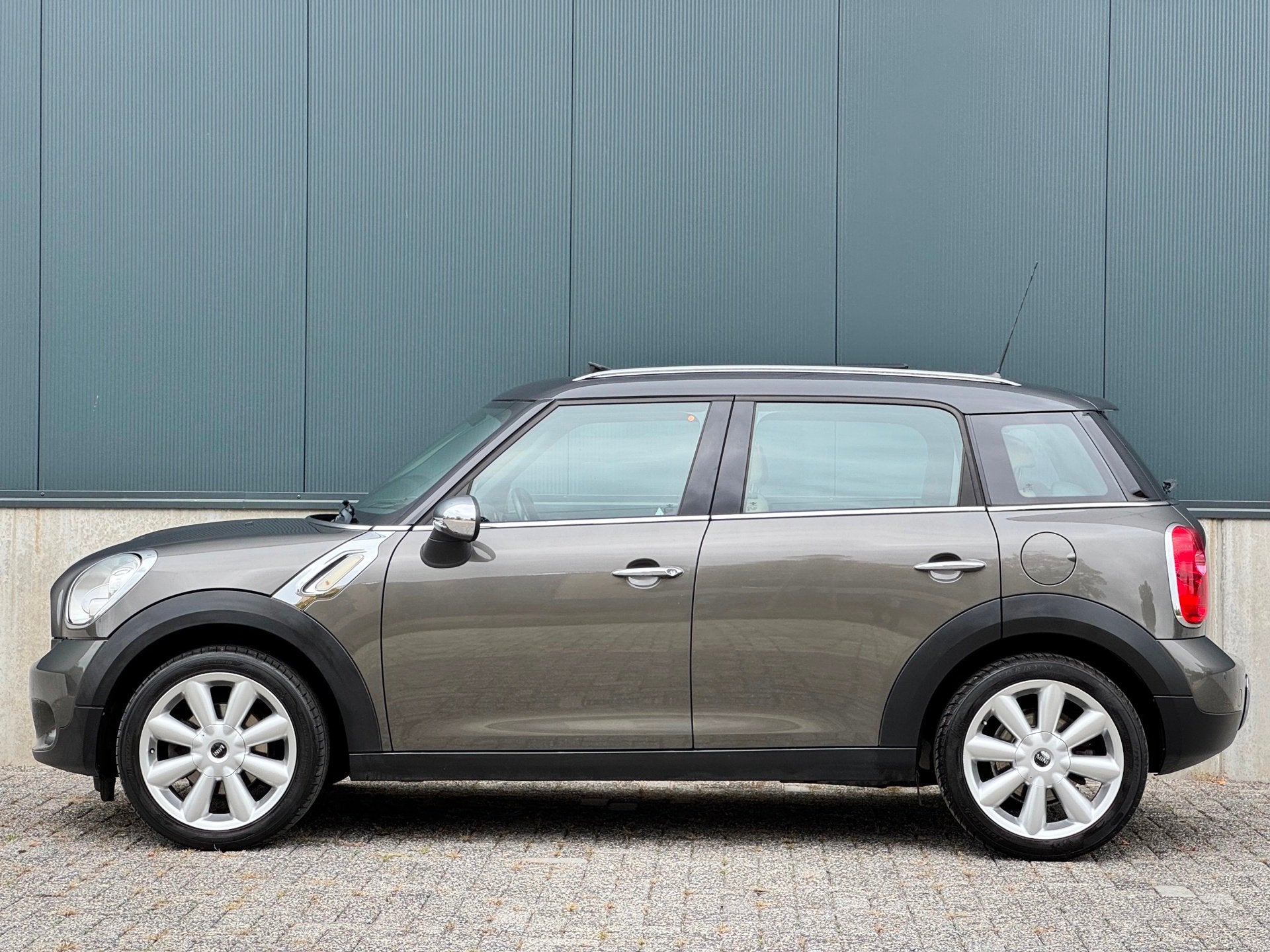 Mini Countryman 1.6 Cooper Chili|PANO|LEDER|STOELVERW|6BAK|P, Auto's, Gebruikt, Leder en Stof, 122 pk, Origineel Nederlands