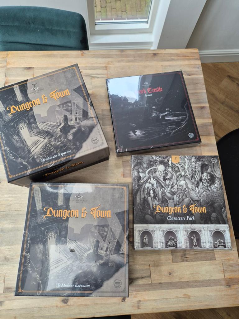 Dungeon & Town set, Ophalen of Verzenden, Zo goed als nieuw