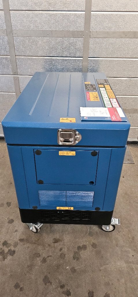 HBM 8500 Watt Diesel aggregaat - generator 733 cc 230/400V, Doe-het-zelf en Verbouw, Aggregaten, Dieselolie, Geluidgedempt, Ophalen of Verzenden