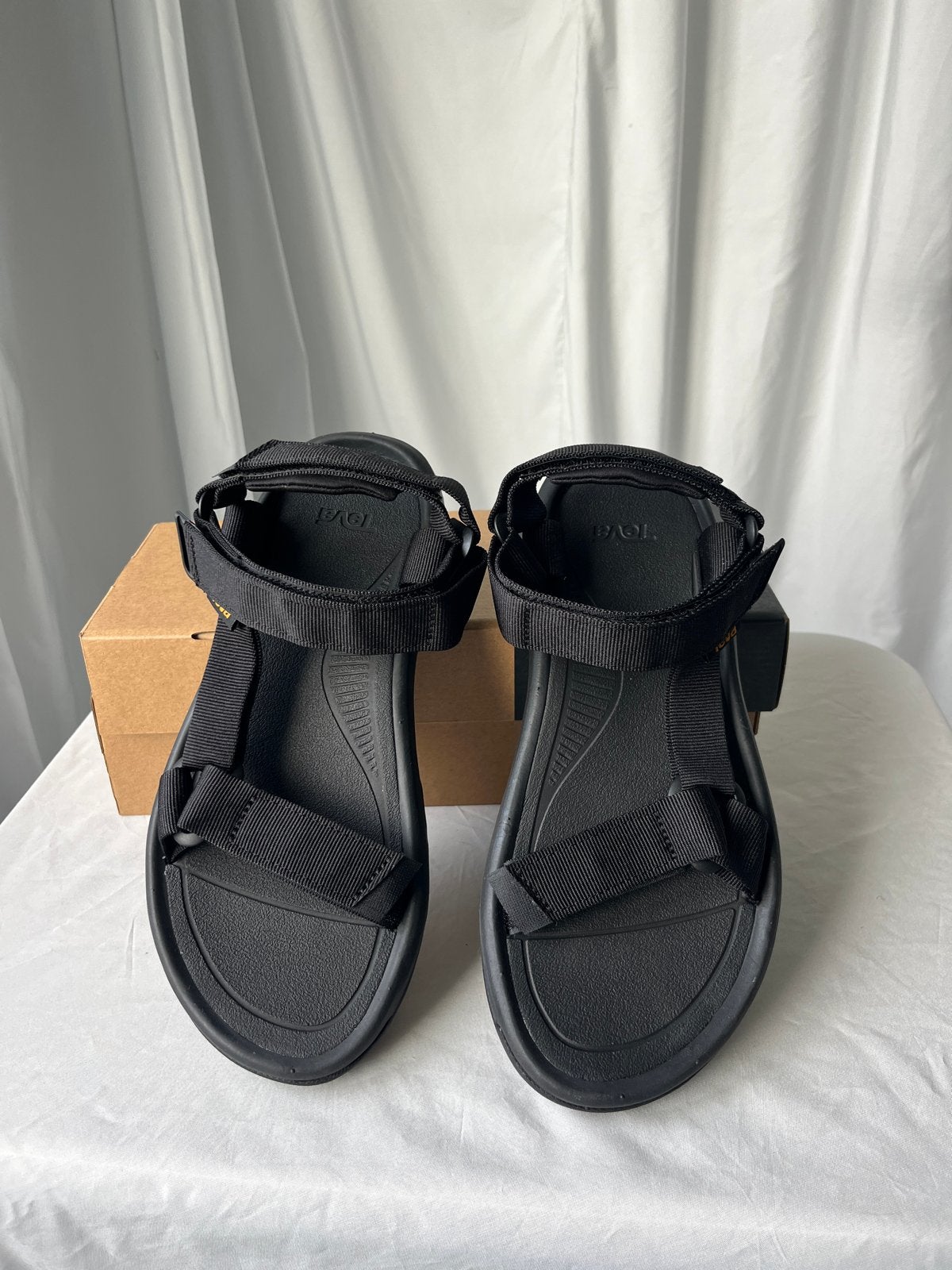 Teva Sandalen Hurricane xlt2. 39.5, Kleding | Dames, Verzenden, Zwart, Nieuw, Sandalen of Muiltjes
