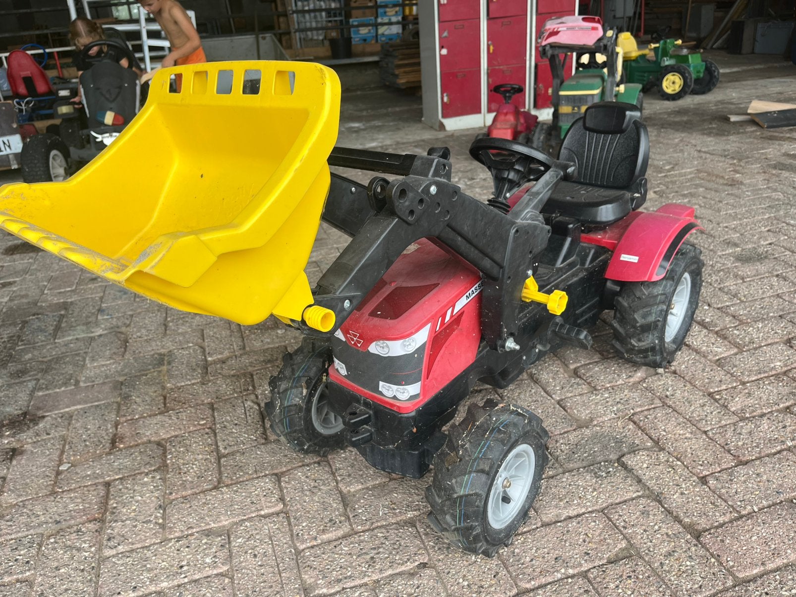 Traptrekker massey ferguson met voorlader., Ophalen, Zo goed als nieuw, Overige merken