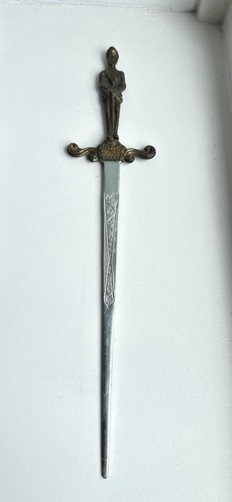 BRIEVEN OPENER ridder - VINTAGE - dolk/zwaard, Verzamelen, Ophalen of Verzenden, Zo goed als nieuw, Replica
