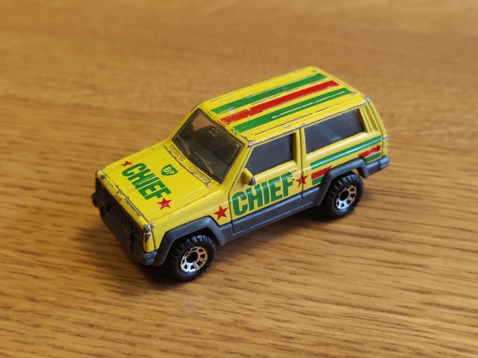 Matchbox JEEP Cherokee CHIEF BP, Hobby en Vrije tijd, Ophalen, Zo goed als nieuw, Auto
