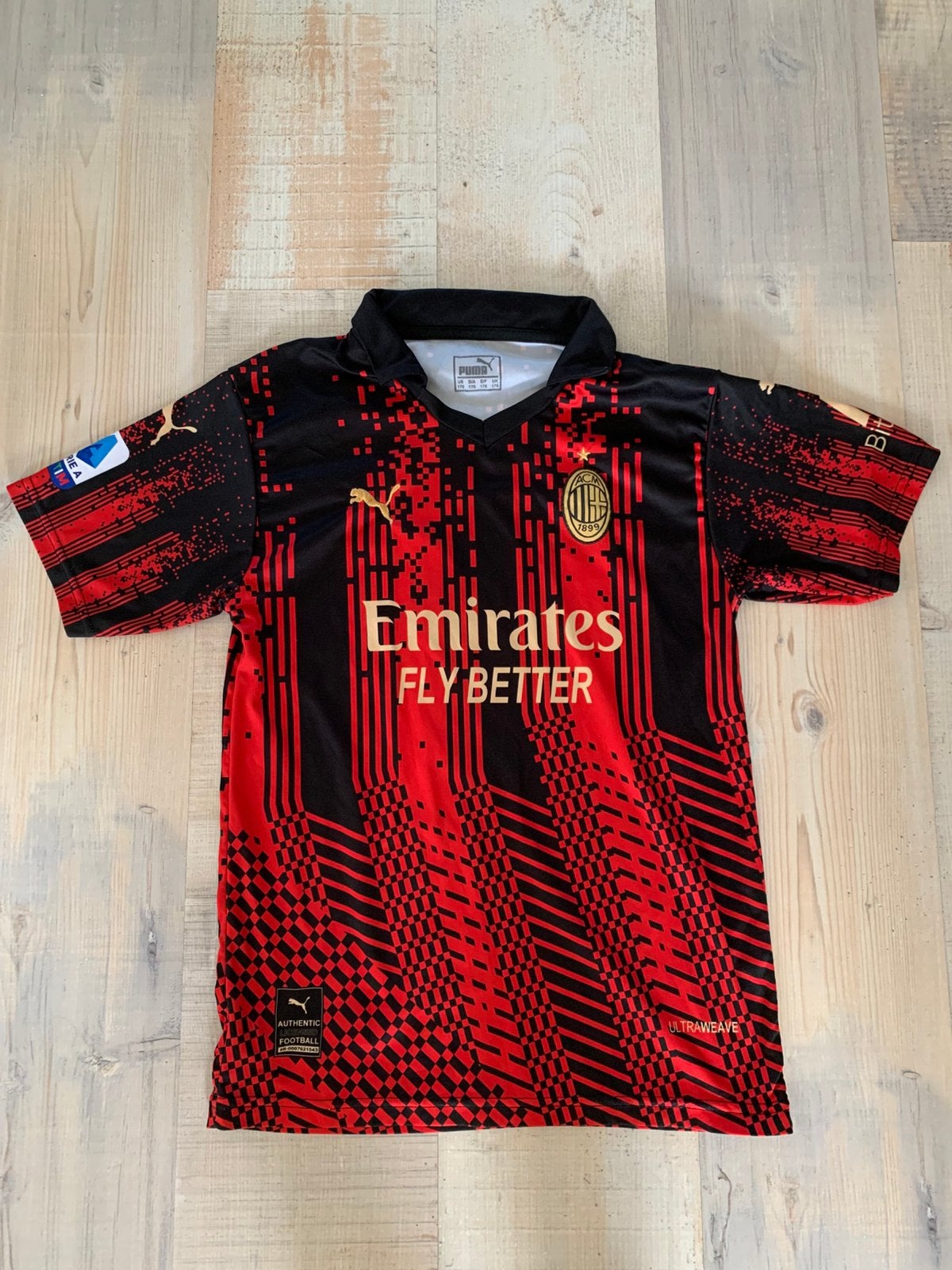 Voetbalshirt AC Milan Ibrahimovic maat 176, Ophalen of Verzenden, Zo goed als nieuw, Buitenlandse clubs, Shirt