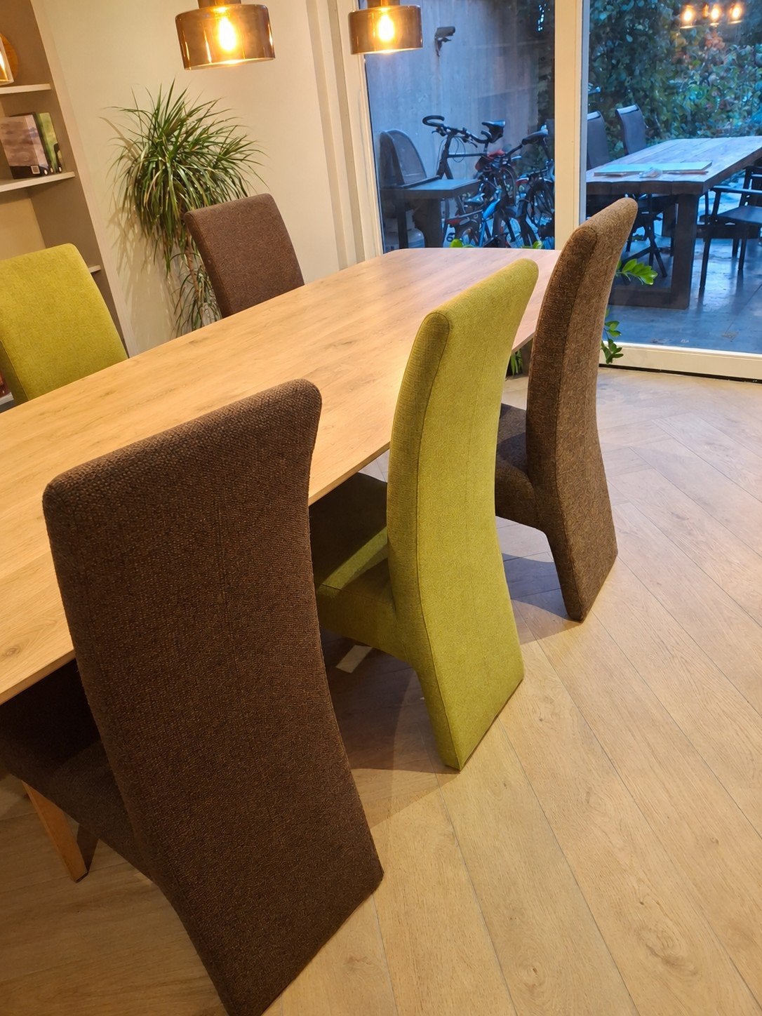 6 eetkamerstoelen in 3 kleuren - gratis af te halen, Ophalen, Gebruikt, Overige kleuren, Stof