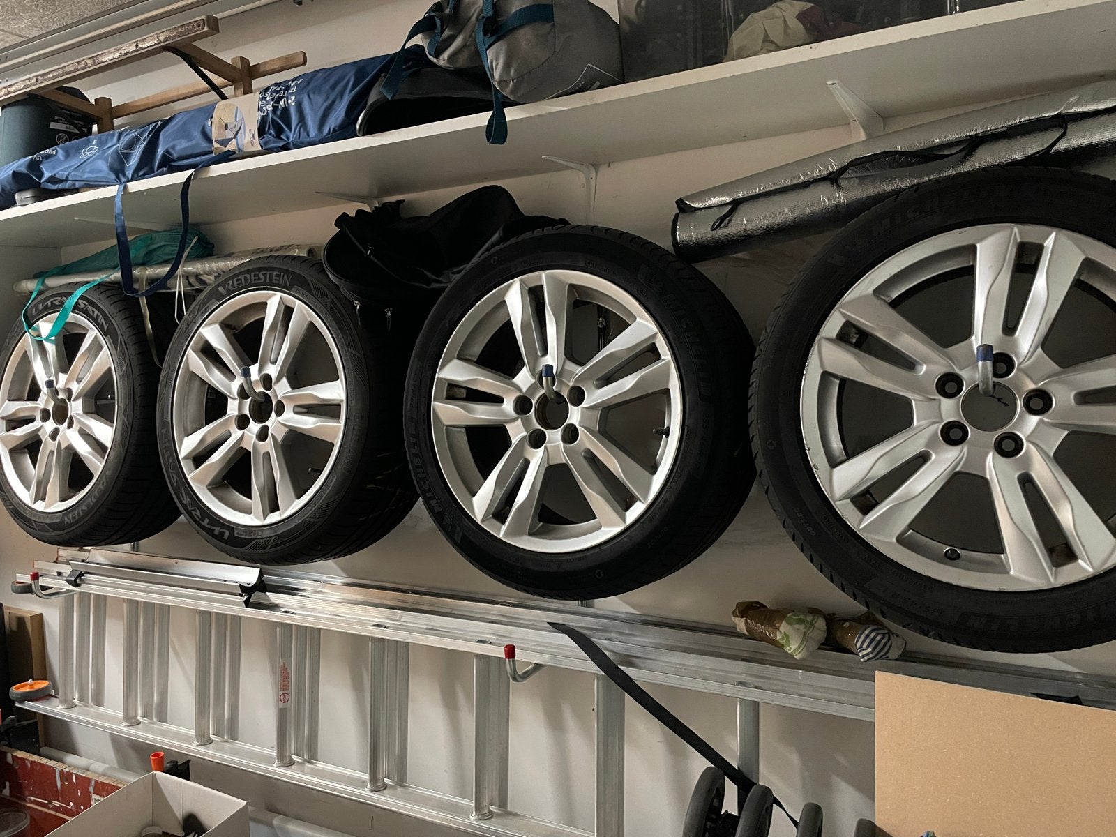 Volvo LM velgen R17 met zomerbanden, Ophalen, Gebruikt, Banden en Velgen, 17 inch