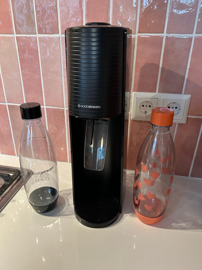 Sodastream met 2 flessen, Ophalen, Gebruikt