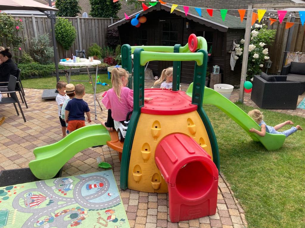 Little Tikes speeltoestel met glijbaan en tunnel, Ophalen, Gebruikt, Glijbaan