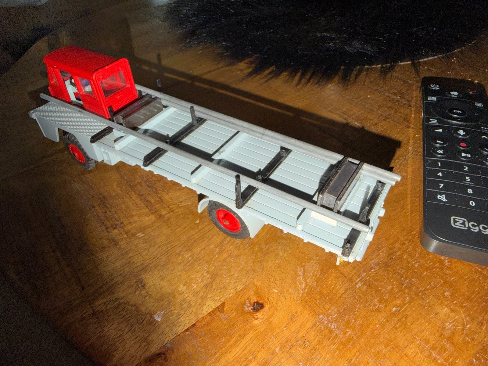 Dinky Toys France Saviem Pijp Transporter -, Gebruikt, Dinky Toys, Ophalen of Verzenden, Bus of Vrachtwagen