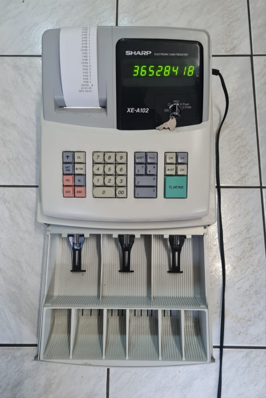 SHARP XE-A102 kassa zo goed als nieuw., Ophalen of Verzenden, Zo goed als nieuw
