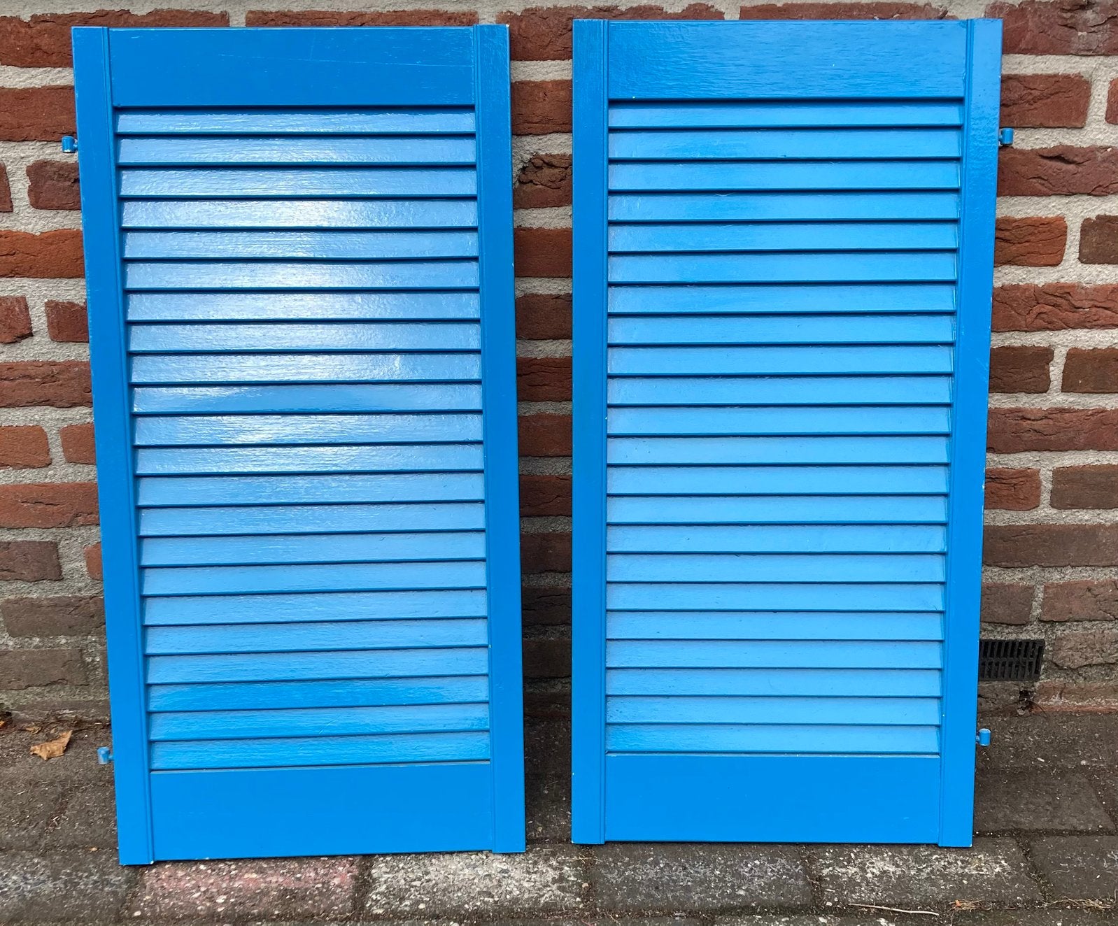 2 louvredeurtjes in frisblauwe kleur, 76x38x3 cm (hxbxd), Ophalen, Minder dan 80 cm, Binnendeur, Minder dan 200 cm