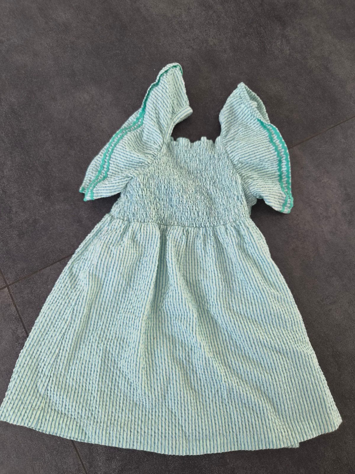 Gestreepte jurk groen zara maat 104, Gebruikt, Meisje, Ophalen of Verzenden, Zara