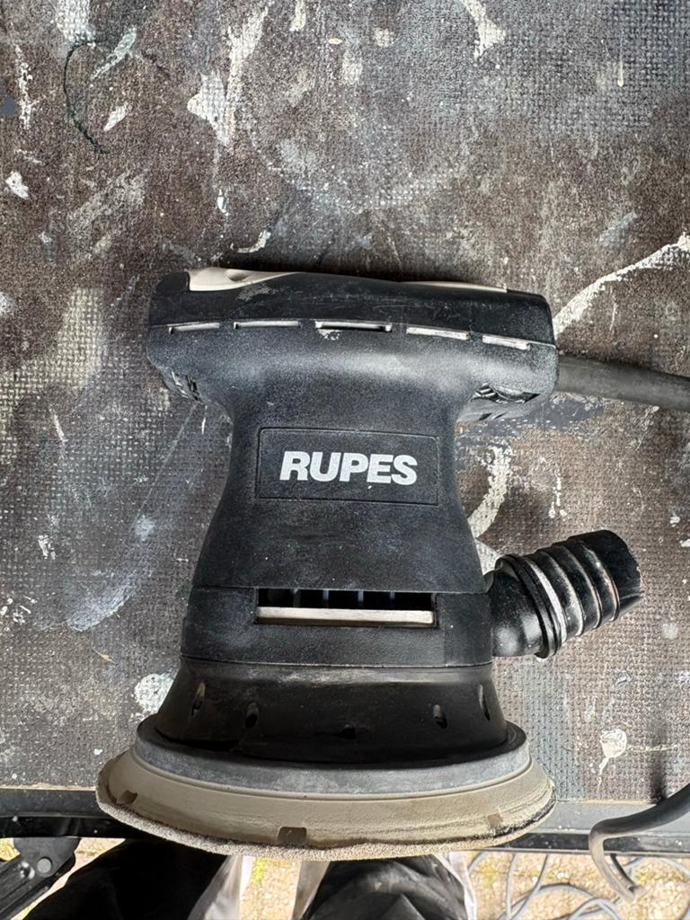 RUPES LR71TE Excentrische Schuurmachine - Gebruikt, Ophalen of Verzenden, Zo goed als nieuw, Minder dan 600 watt, Excentrische schuurmachine