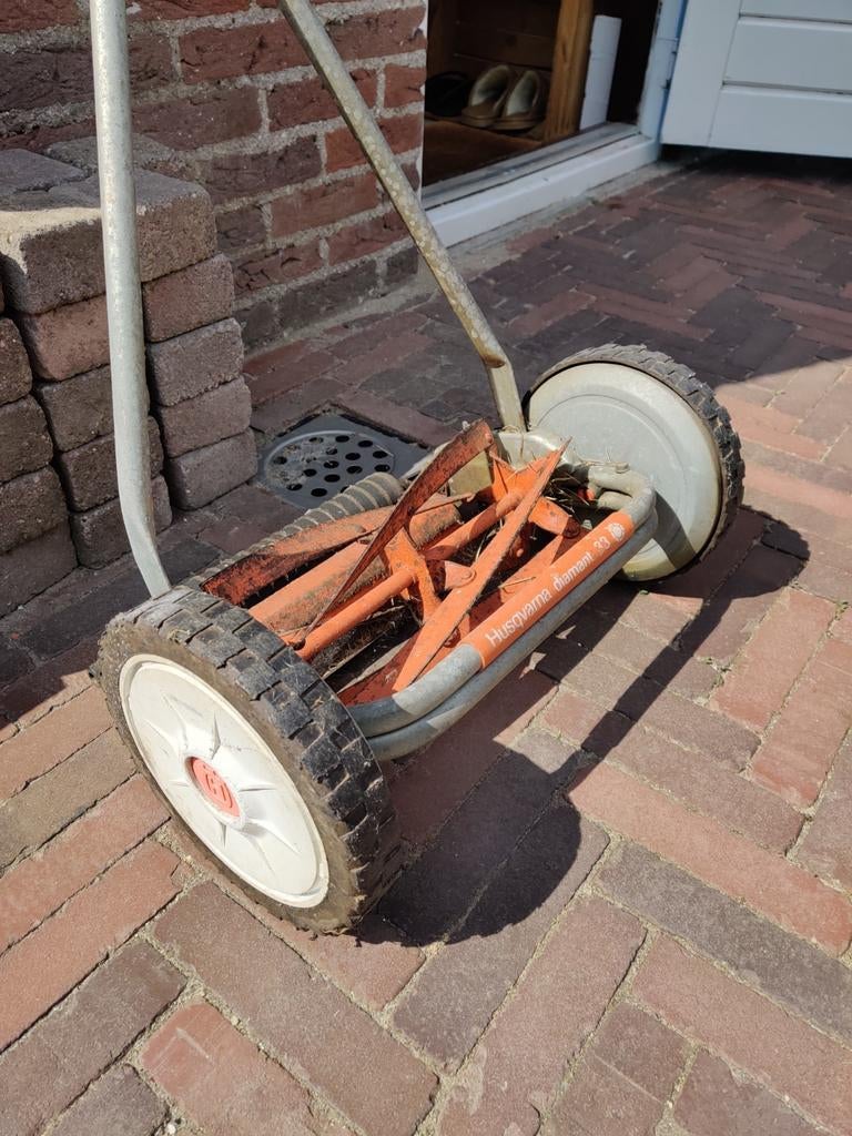 Handmatige grasmaaier Husqvarna, Tuin en Terras, Grasmaaiers, Ophalen, Gebruikt, Handgrasmaaier, 30 t/m 39 cm