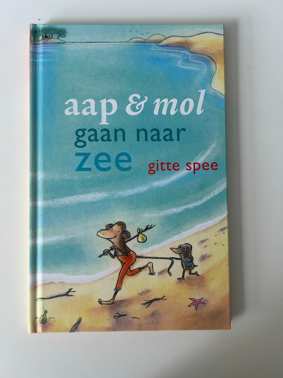 Aap & Mol gaan naar zee - Gitte Spee (kinderboek), Ophalen of Verzenden, Zo goed als nieuw, 3 tot 4 jaar