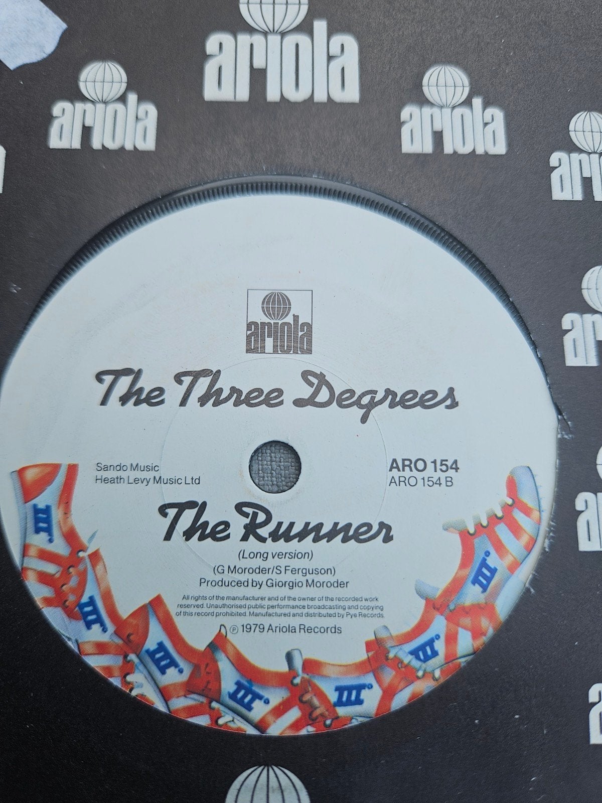 The Three Degrees - The Runner (Long version) - 7 inch vinyl, Gebruikt, 7 inch, Ophalen of Verzenden, EP