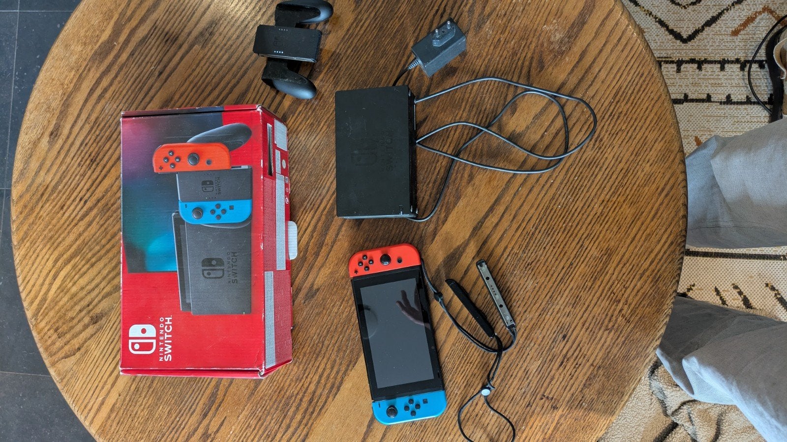 Nintendo Switch met Joy-Cons en Docking Station, Spelcomputers en Games, Spelcomputers | Nintendo Switch, Ophalen of Verzenden