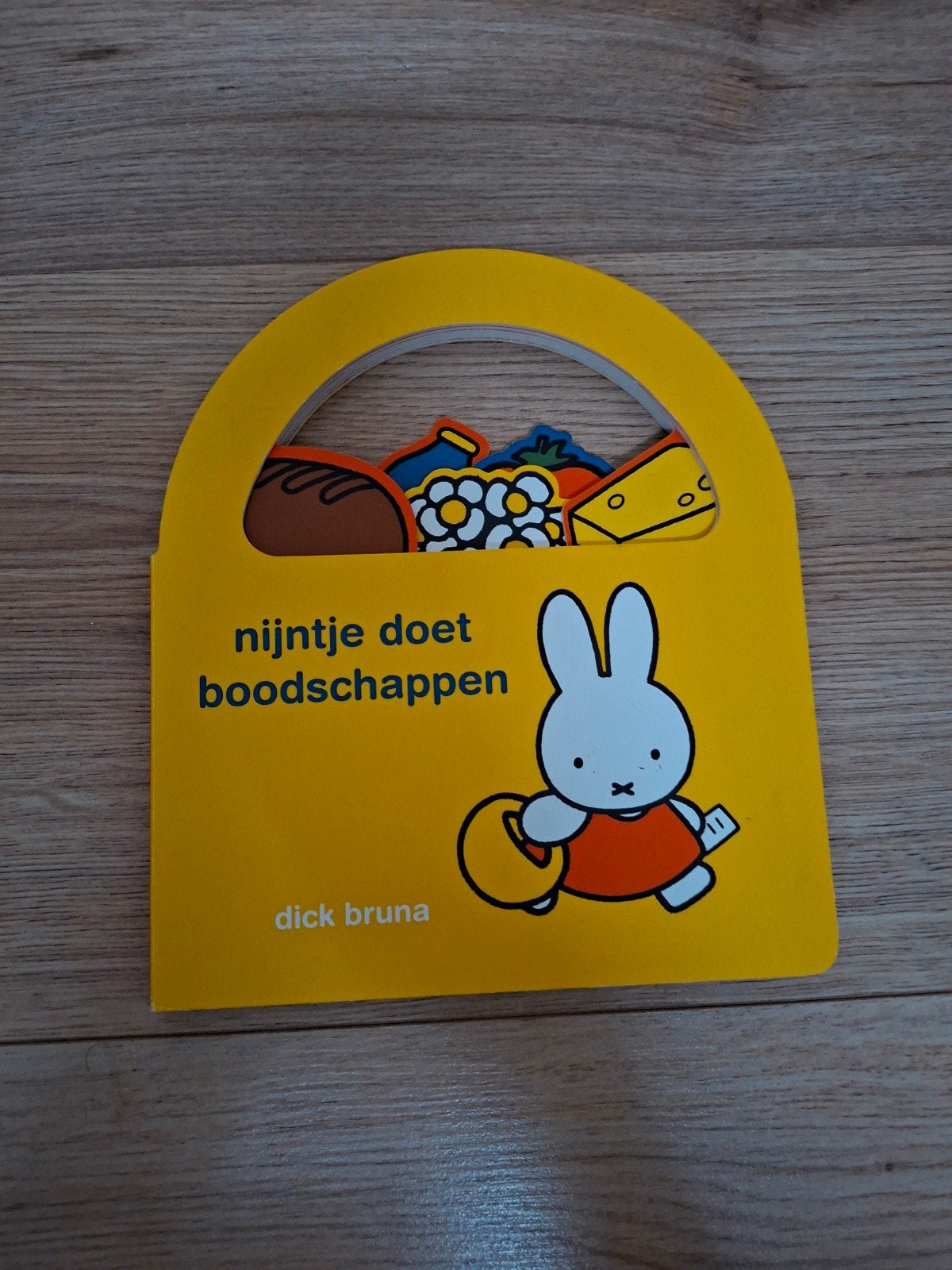 Nijntje doet boodschappen - Dick Bruna Gouden Boekje, Fictie algemeen, Nieuw, Ophalen of Verzenden, Dick Bruna