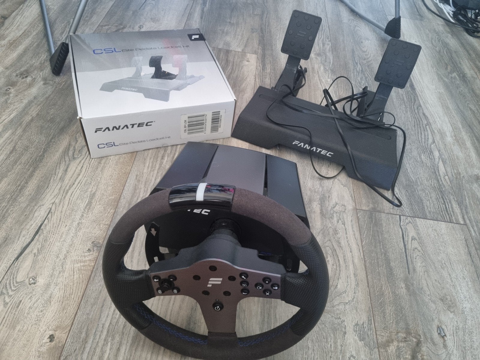 Fanatec CSL Elite Racing Wheel + Pedalen + Loadcel kit & Pla, Ophalen, Overige merken, Zo goed als nieuw