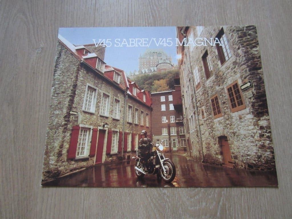 Honda V45 Sabre / V45 Magna brochure folder 1982, Ophalen of Verzenden, Honda