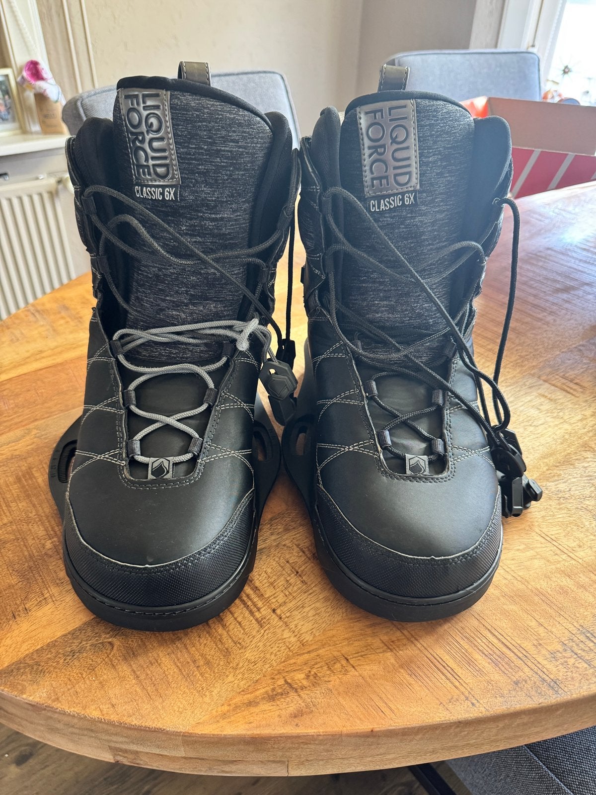 Liquid Force Classic 6X Bindingen maat 46,5-48, Watersport en Boten, Ophalen of Verzenden, Zo goed als nieuw