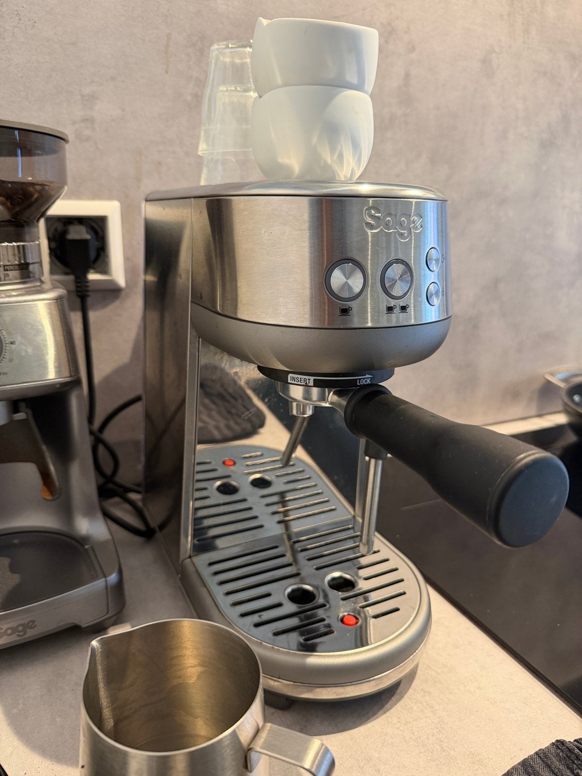 Sage Barista Express (BES450) & Grinder (BCG600), Witgoed en Apparatuur, Koffiezetapparaten, Afneembaar waterreservoir, Gebruikt
