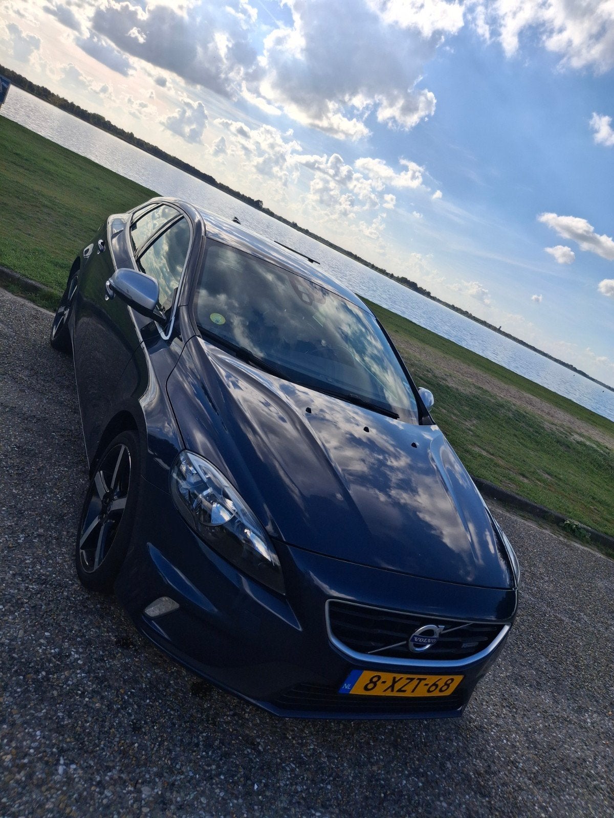 Volvo V40 2.0 D4 190PK 2014 Blauw, Voorwielaandrijving, Blauw, Particulier, 30 km/l