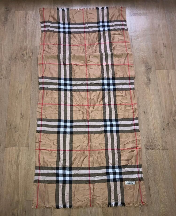 Originele Burberry sjaal, Kleding | Dames, Verzenden, Zo goed als nieuw, Maat 46/48 (XL) of groter, Sjaal