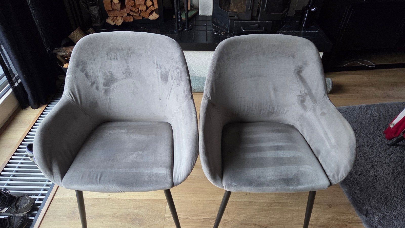 2 eetkamer stoelen- licht grijs, Huis en Inrichting, Ophalen, Gebruikt, Twee, Stof