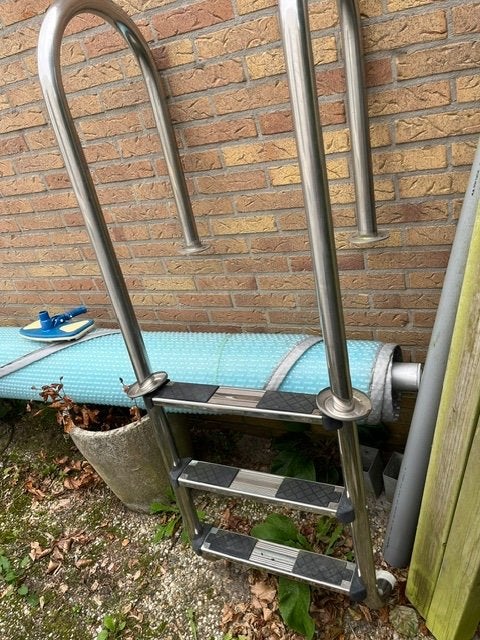 Foto 13 van zwembad onderdelen