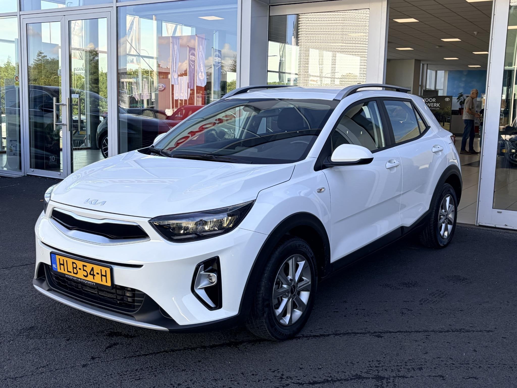 Kia Stonic 1.0 T-GDi MHEV DynamicLine | Lichtmetalen Velgen, Voorwielaandrijving, Euro 6, Wit, Origineel Nederlands