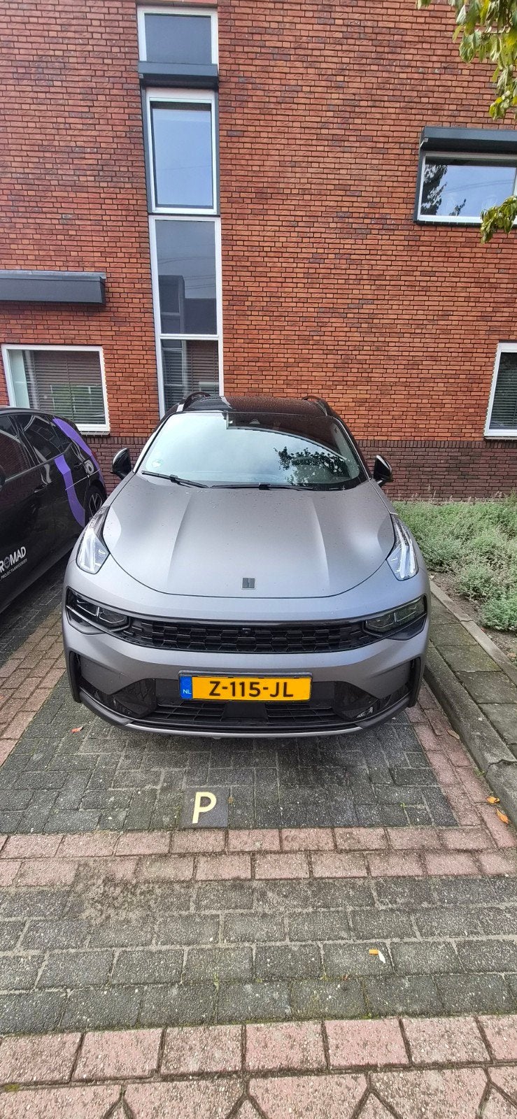 Unieke Lynk & Co 01 2024 | Slechts 37.000 km | Grijze Wrap, Auto's, 1800 kg, 120 €/maand, 1854 kg, SUV of Terreinwagen
