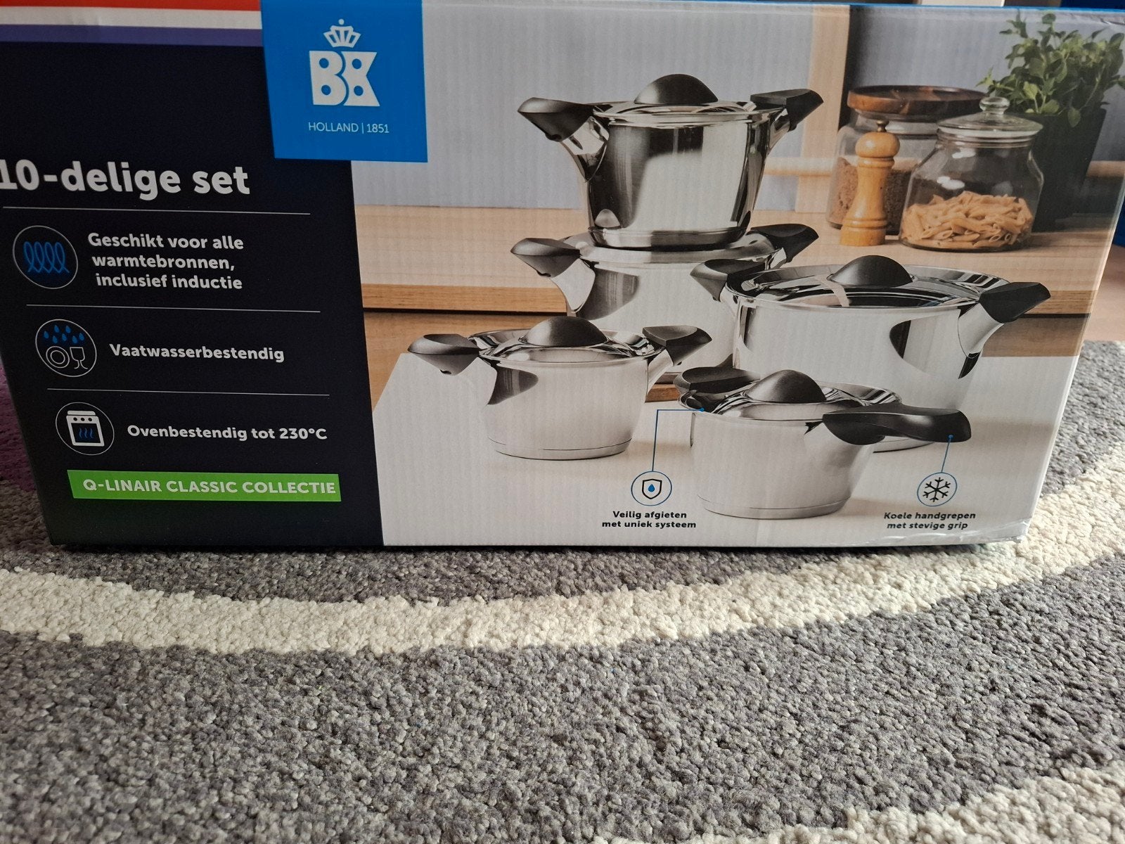 BK Q-Linair Classic Pannenset - 10-delig, RVS, Huis en Inrichting, Ophalen, BK, Nieuw, Pannenset