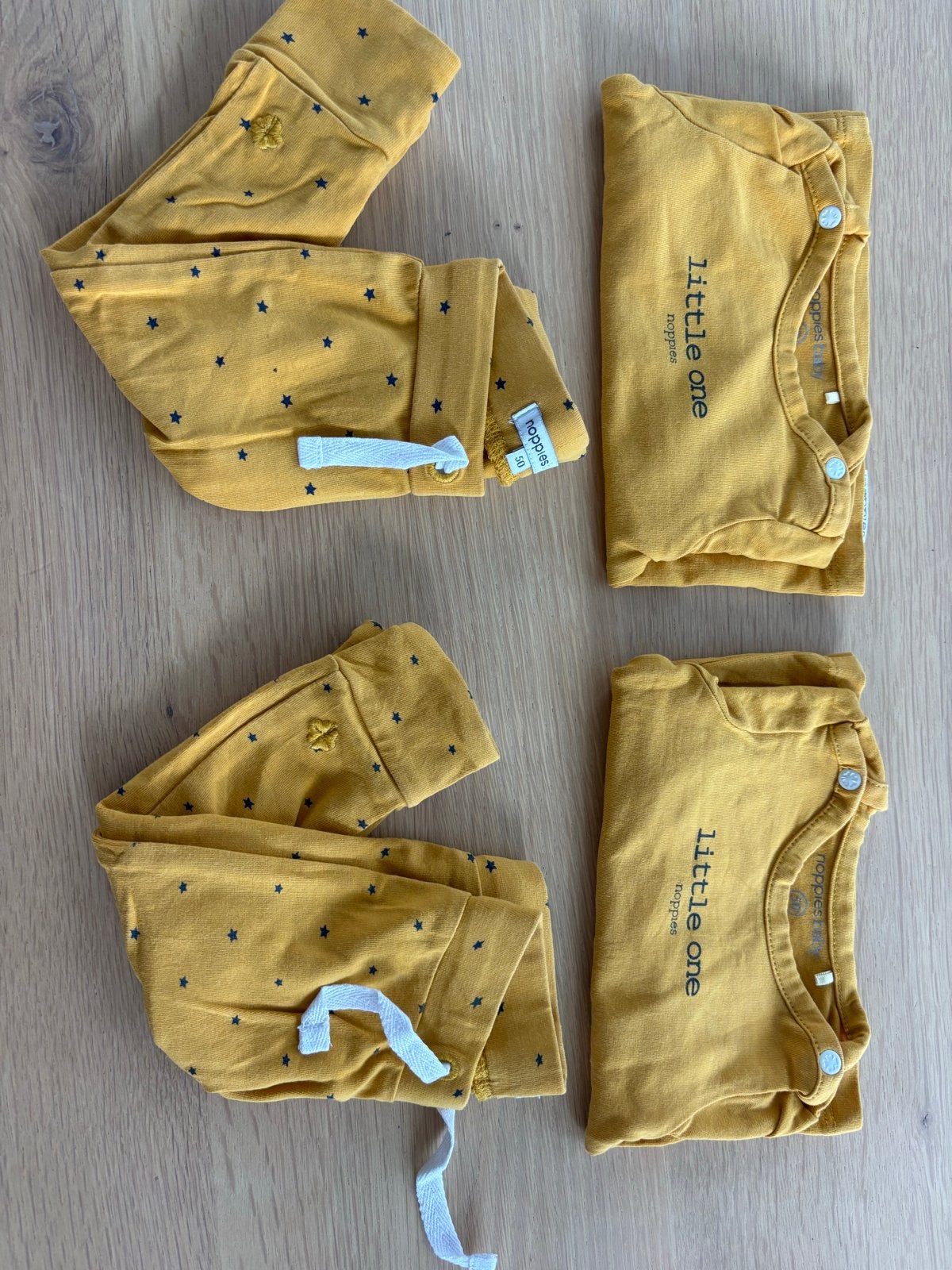 Noppies Baby tweeling set maat 50 - okergeel, Ophalen of Verzenden, Zo goed als nieuw, Jongetje of Meisje, Setje