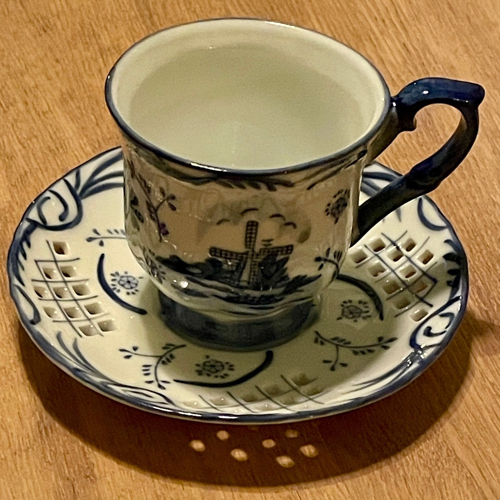 2 kop en schotels Royal Twickel Delftware, Ophalen of Verzenden