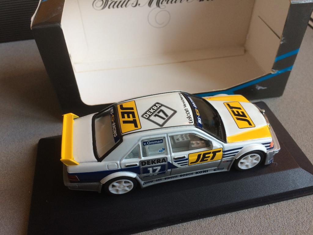 Mercedes W201 e1 / 190E 2.5 16v `90 J. v. Ommen 1/43, Ophalen of Verzenden, Zo goed als nieuw, Auto, MiniChamps