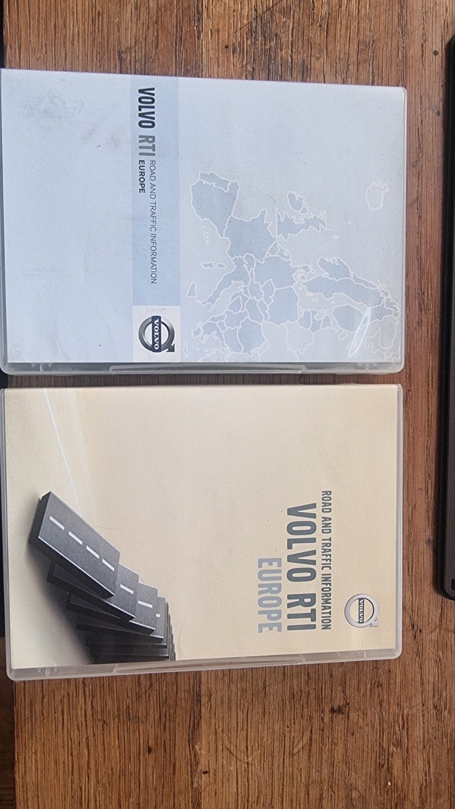 Volvo RTI DVD Navigatiekaarten - Geheel Europa, Ophalen of Verzenden, Gebruikt