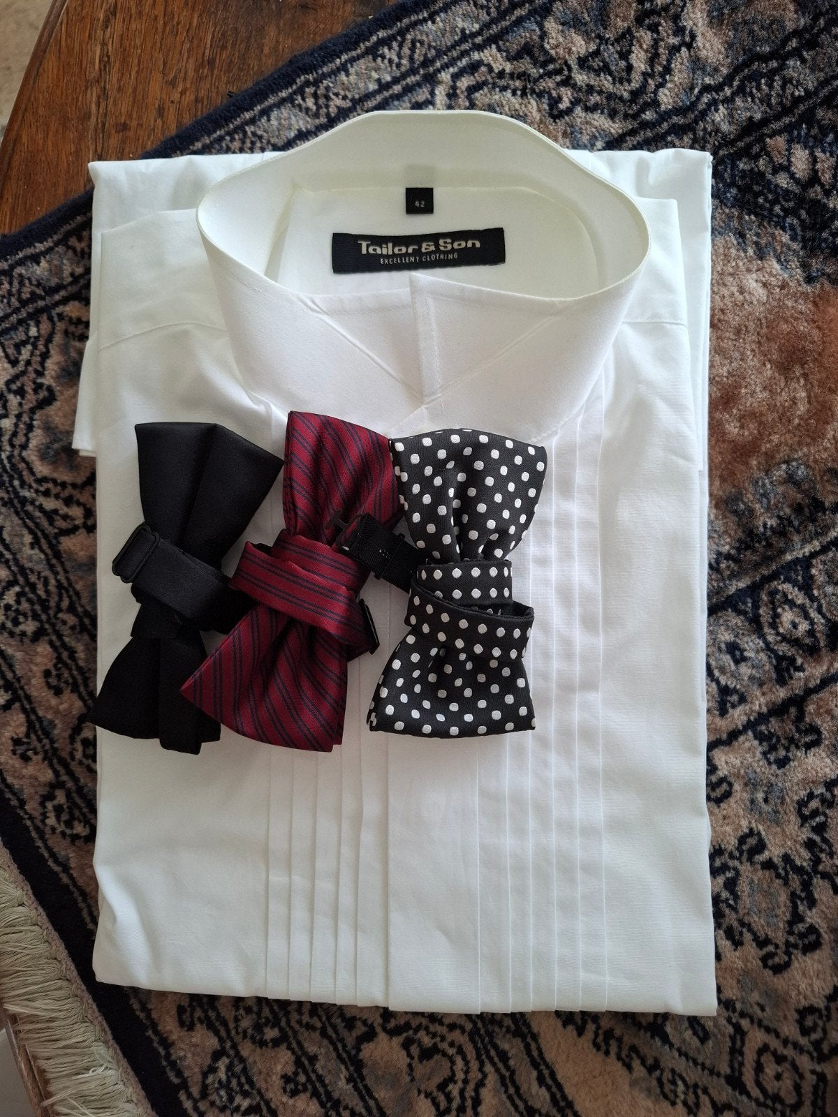 Nieuw Tailor & Son Smoking Overhemd Maat 42 met 3 Vlinderstr, Kleding | Heren, Overhemden, Ophalen of Verzenden