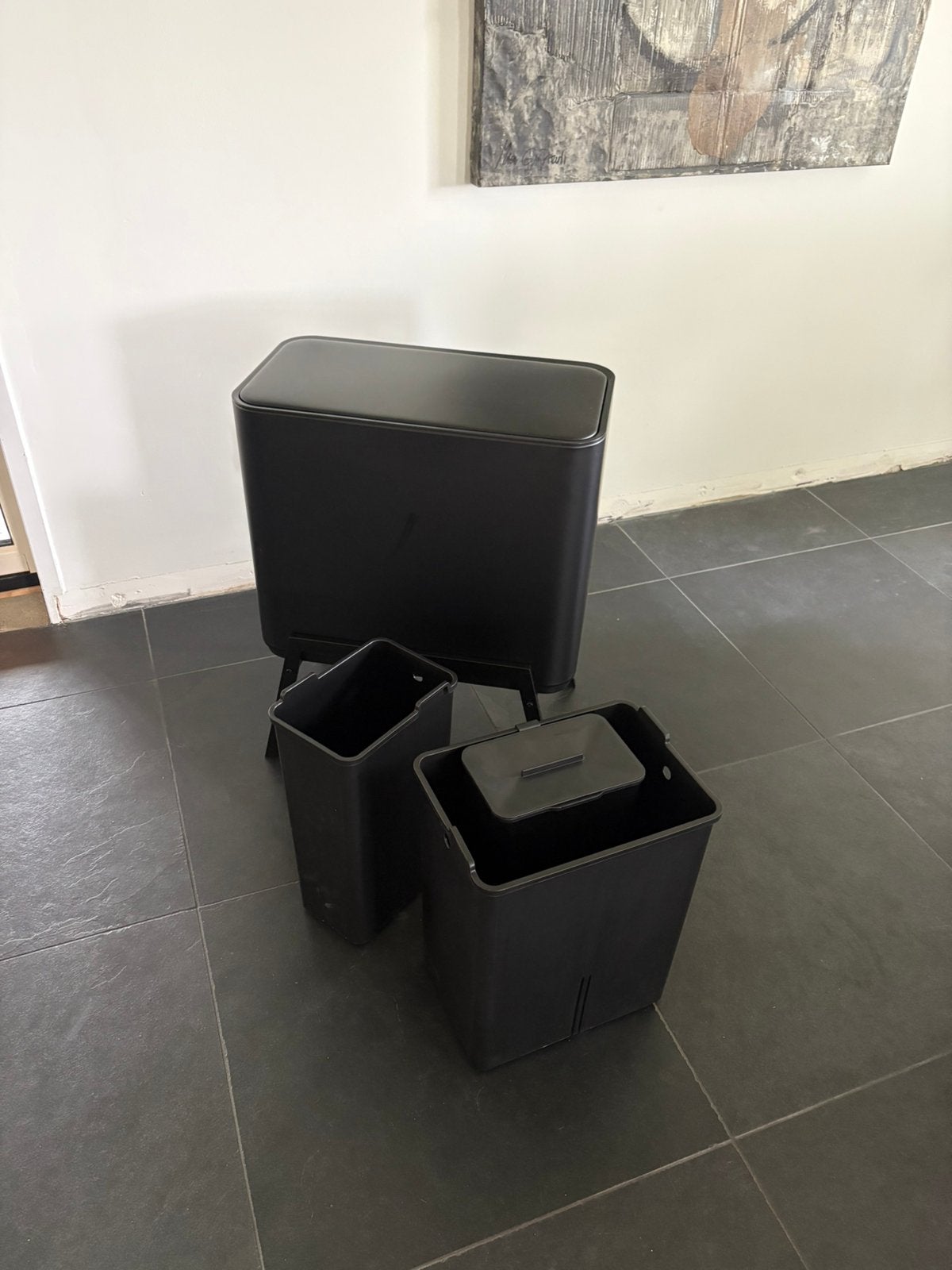 Prullenbak op pootjes 28/12/5 liter zwart, Huis en Inrichting, Woonaccessoires | Prullenbakken, Ophalen, Kunststof, 50 tot 75 cm