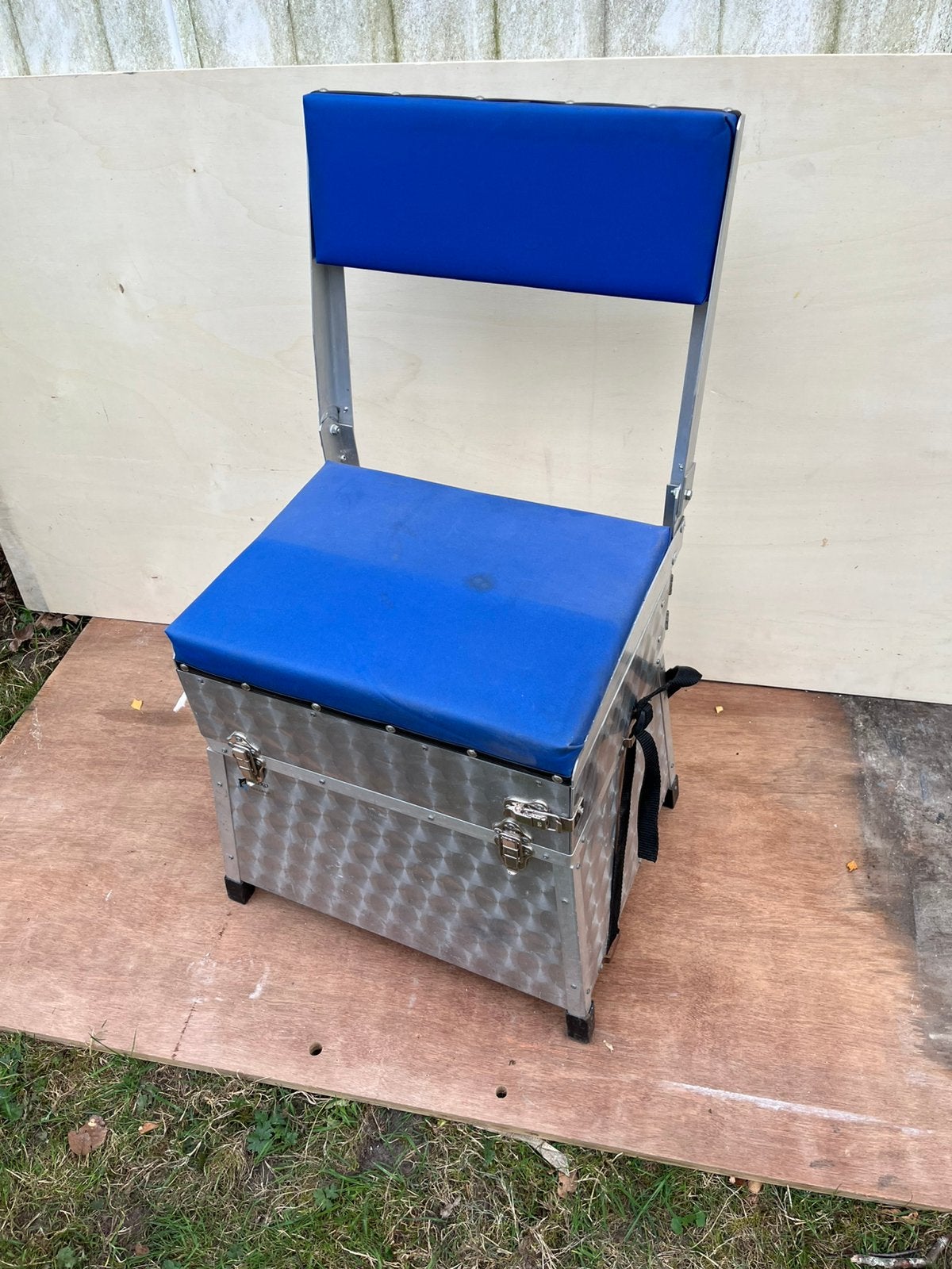 Te koop: net viskoffer, Watersport en Boten, Ophalen, Gebruikt, Overige typen