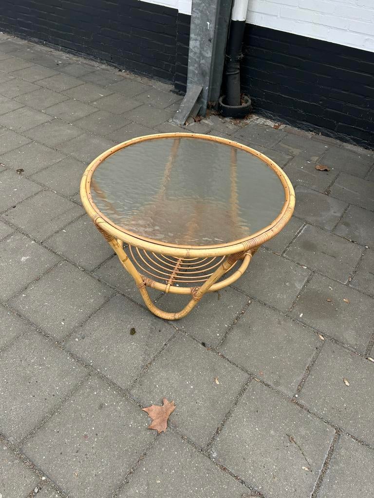 Bijzettafel, Huis en Inrichting, Tafels | Bijzettafels, Minder dan 55 cm, Rond, Zo goed als nieuw, Ophalen