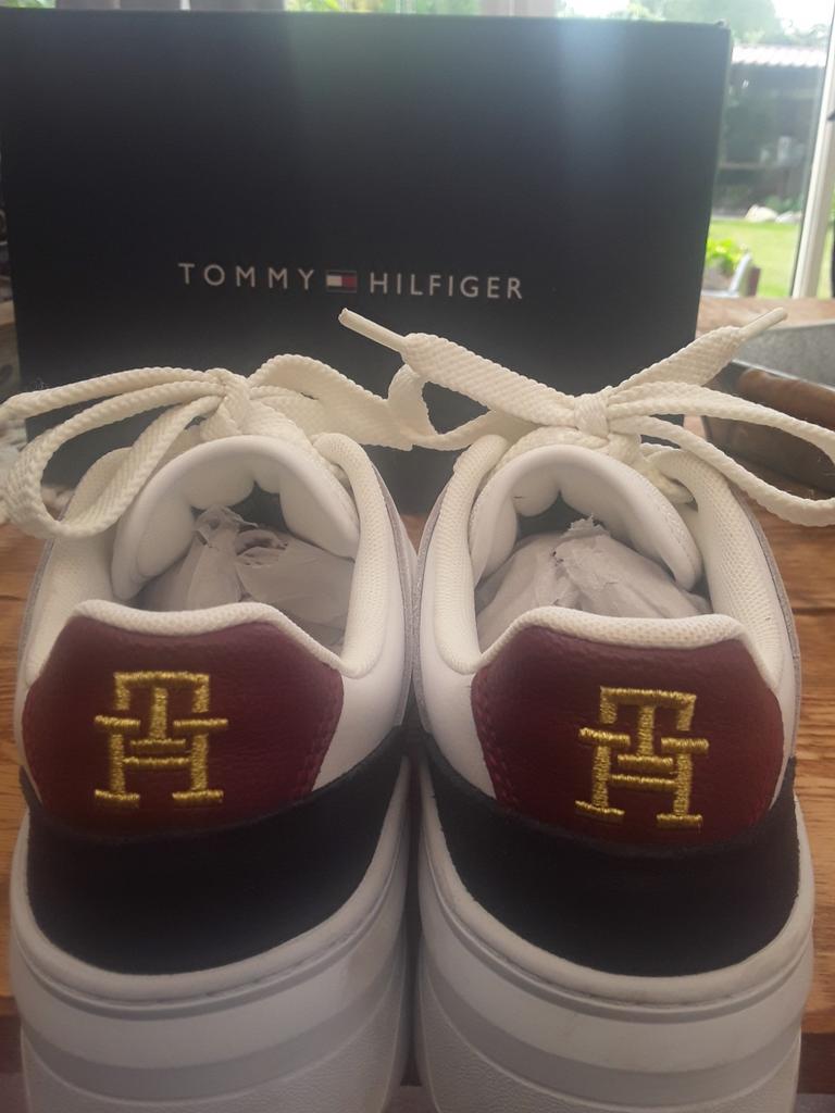 Sneakers Tommy  hilfiger, Kleding | Dames, Schoenen, Ophalen, Tommy hilfiger, Wit, Sneakers of Gympen