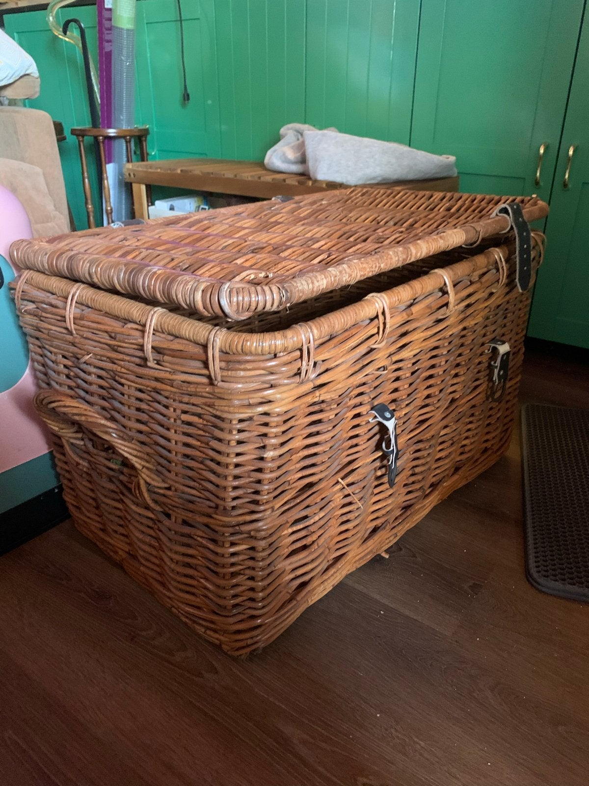 Grote rieten opbergkist, Huis en Inrichting, Woonaccessoires | Kisten, Gebruikt, 5 – 50, 50 tot 75 cm, Overige materialen, Ophalen
