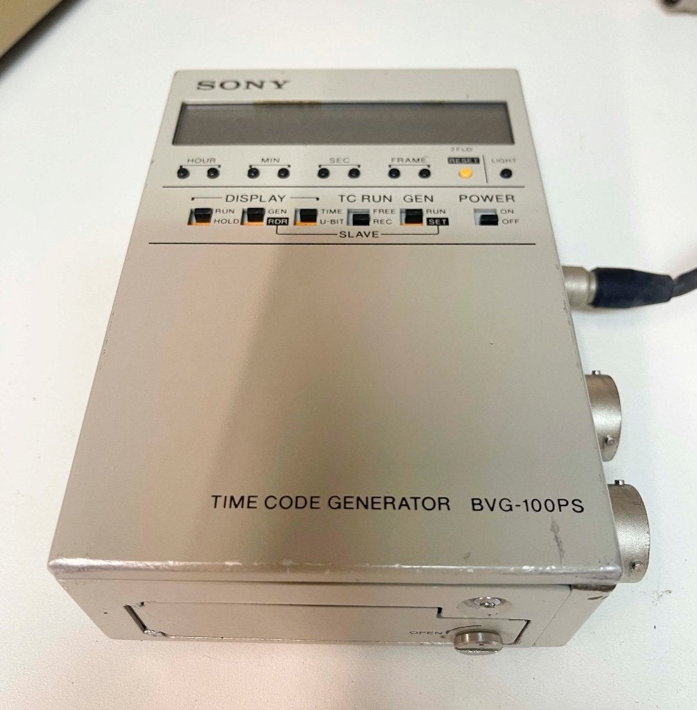 SONY U-matic Videocassette+Timecode Generator +Batterijlader, N, Overige typen, Ophalen of Verzenden, Sony