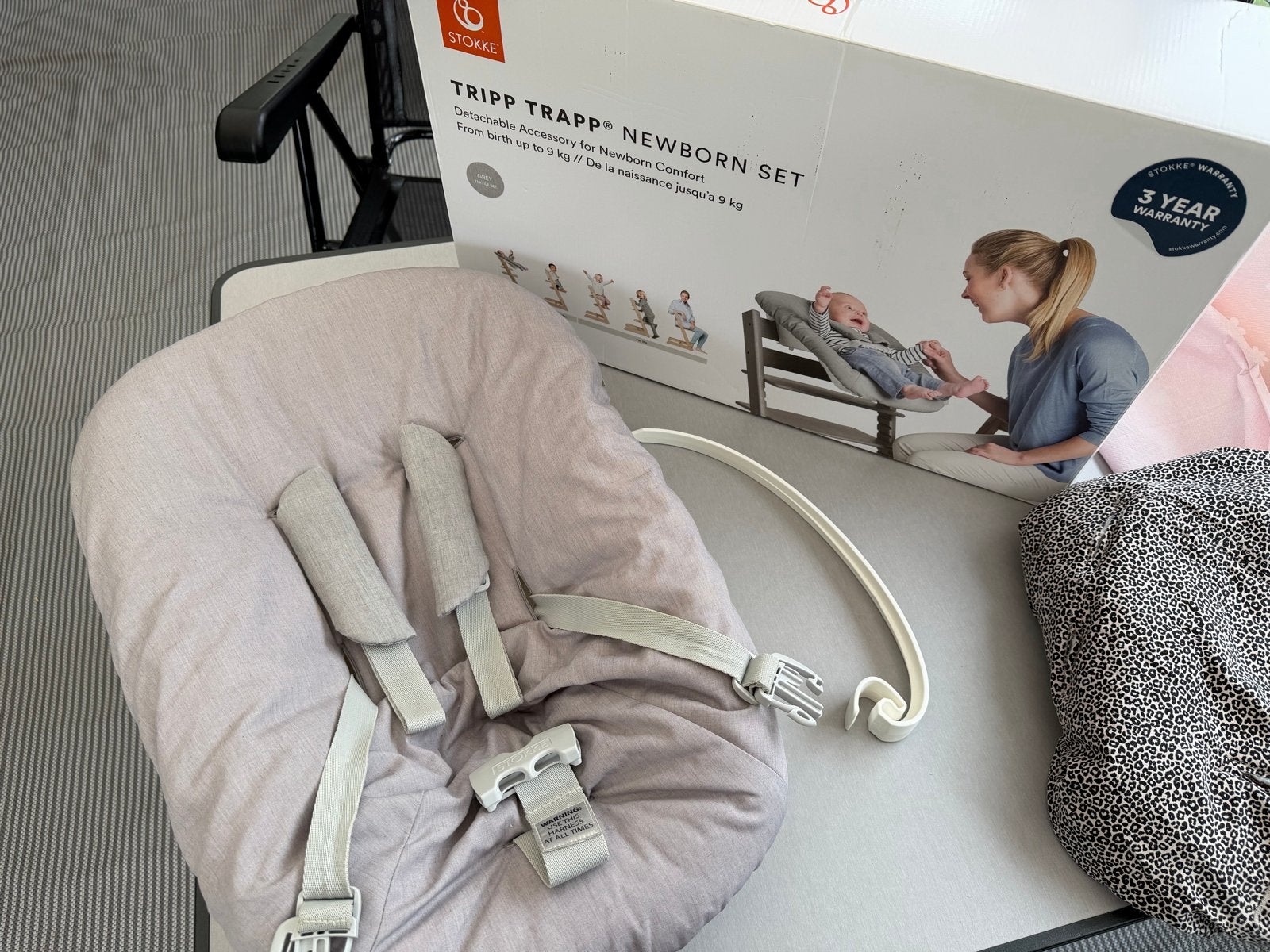 Stokke Tripp Trapp Newborn Set Grijs, Kinderen en Baby's, Kinderstoelen, Ophalen, Zo goed als nieuw, Hangstoel, Gordel(s)