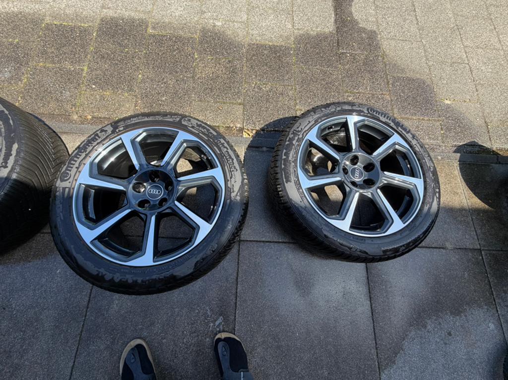 Audi Q3 2019 velgen en banden te koop 255-45-19 origineel, Auto-onderdelen, Banden en Velgen, 19 inch, 255 mm, Ophalen of Verzenden