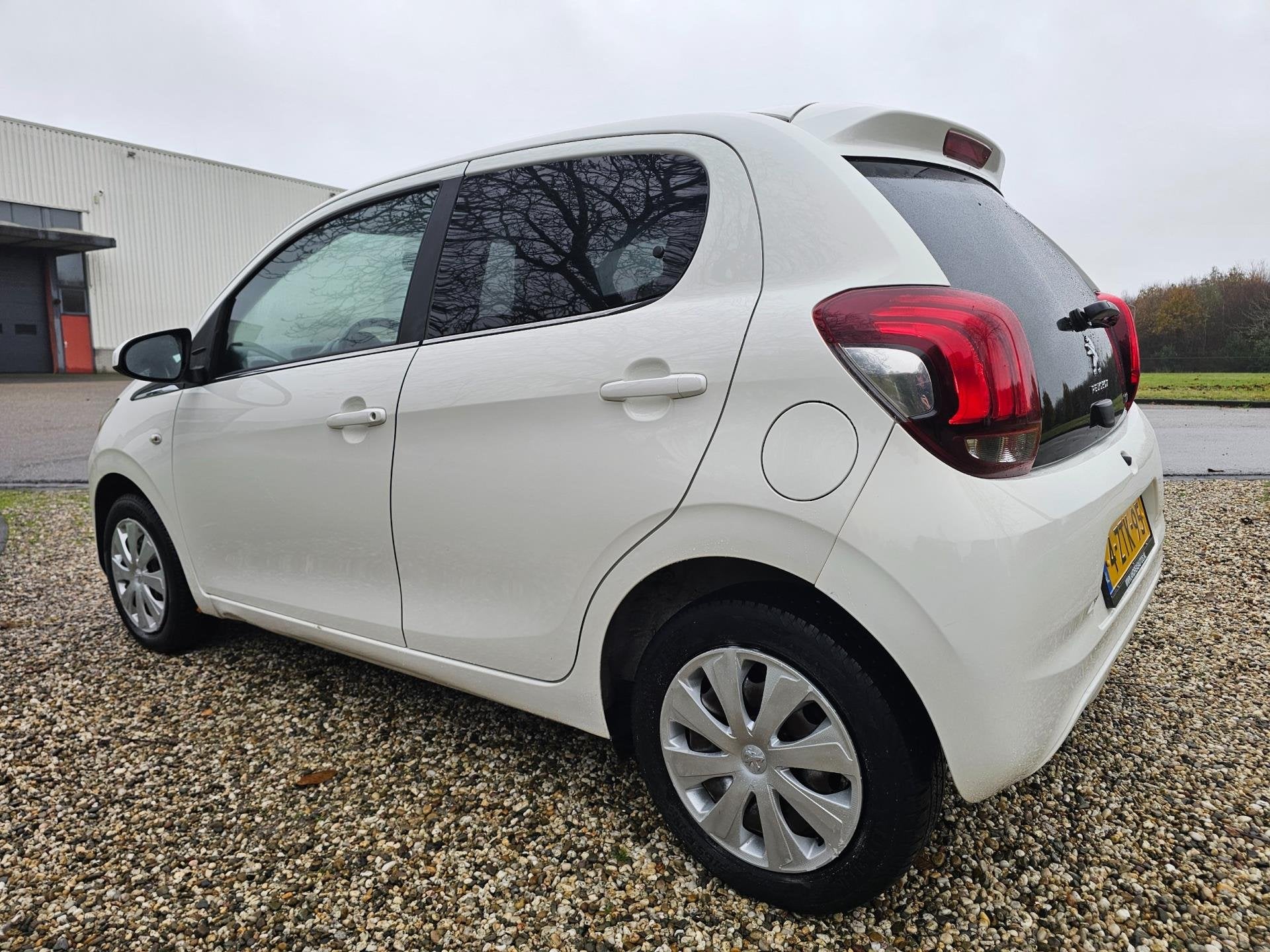 Peugeot 108 1.0 e-VTi Active 5-deurs AIRCO, Auto's, Peugeot, Voorwielaandrijving, Gebruikt, 4 stoelen, Wit