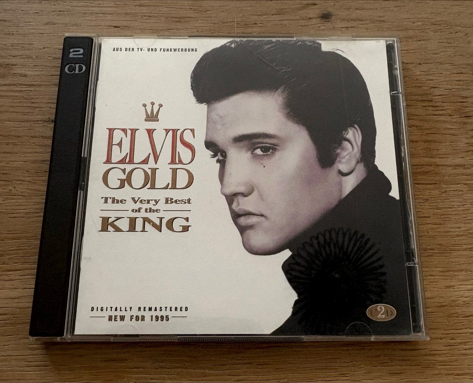 Elvis Gold The Very Best of the King (2 CD), Gebruikt, Pop, Inclusief boekje, Ophalen of Verzenden